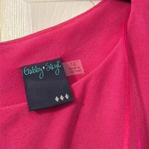 gabby skye midi dress Women’s Size 12 Pink ruffles party comfy - Picture 3 of 5